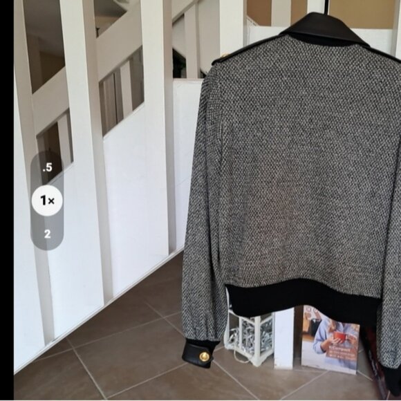 St John Collection Marie Grey Vintage Knit Short Jacket Leather trim sz S - Picture 2 of 13